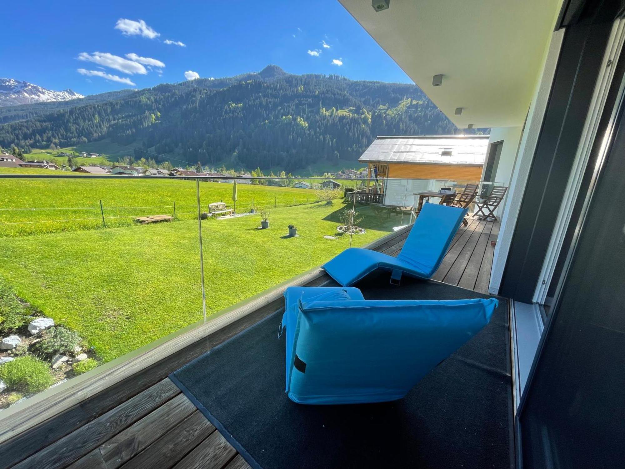 Apartmenthaus Mountainvista クライナル エクステリア 写真